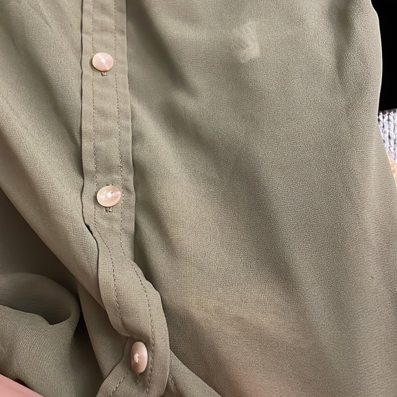AEO Button down - Picture 9 of 15